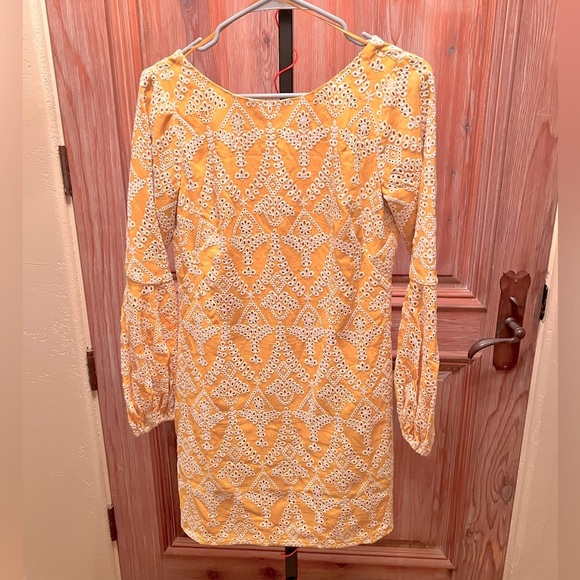 DRESS THE POPULATION Marigold Eyelet yellow DRESS open back - Picture 2 of 12